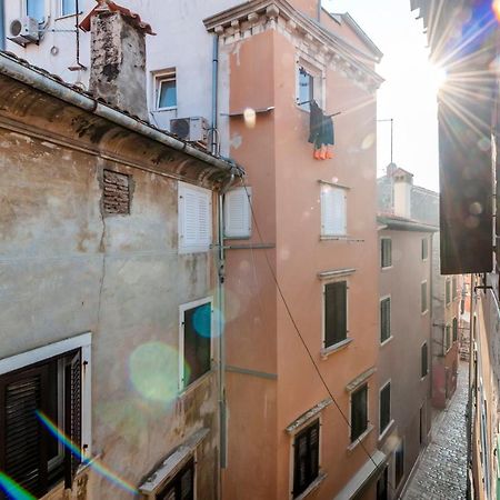 Ap Downtown Apartment Rovinj Exteriör bild