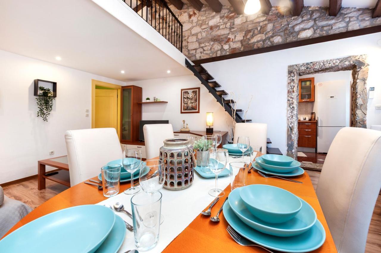 Ap Downtown Apartment Rovinj Exteriör bild